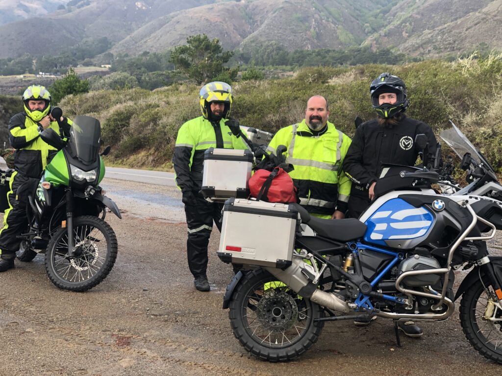 Träffar nya vänner i Big Sur